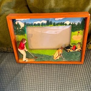 Picture frame in perfect condition.